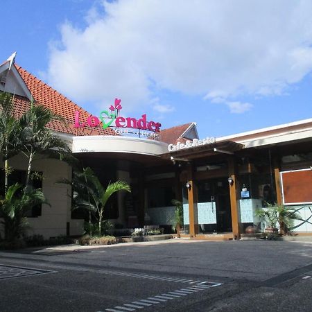 Lovender Guesthouse Malang Exterior foto