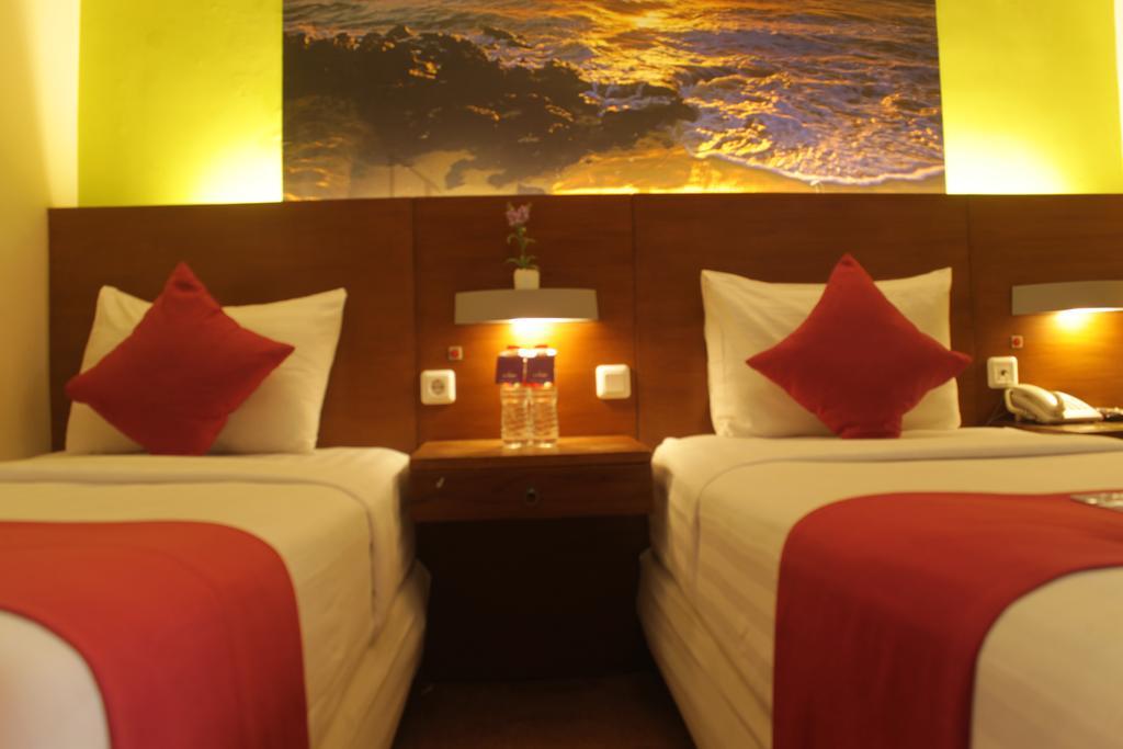 Lovender Guesthouse Malang Exterior foto