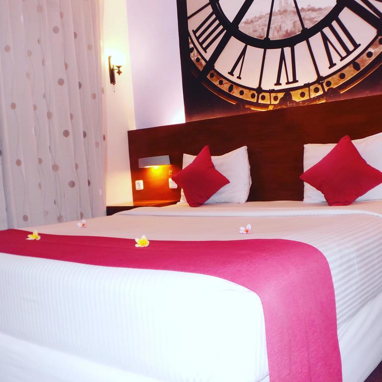 Lovender Guesthouse Malang Exterior foto