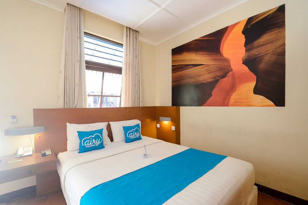 Lovender Guesthouse Malang Exterior foto