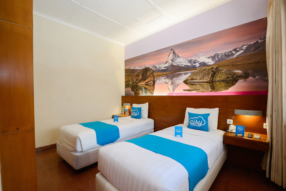 Lovender Guesthouse Malang Exterior foto