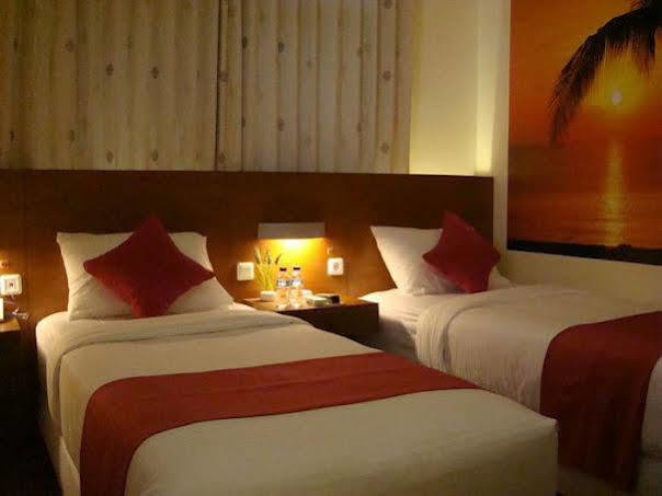 Lovender Guesthouse Malang Exterior foto